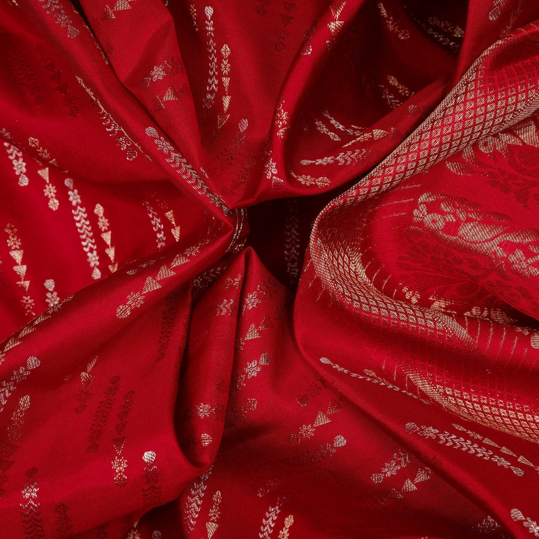 Tracing the Path of the Yali: The Birth and Manifestation of a Mythical Guardian in Culture and Textiles