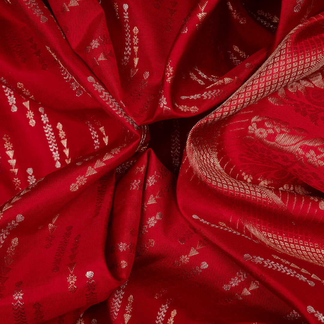 Handwoven Red Upadda Soft Silk Saree - 2699T012977DSC