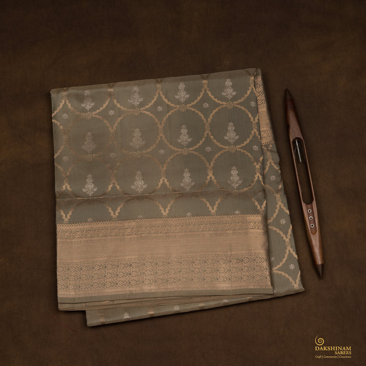 folded  Handwoven Uppada Soft Silk Saree