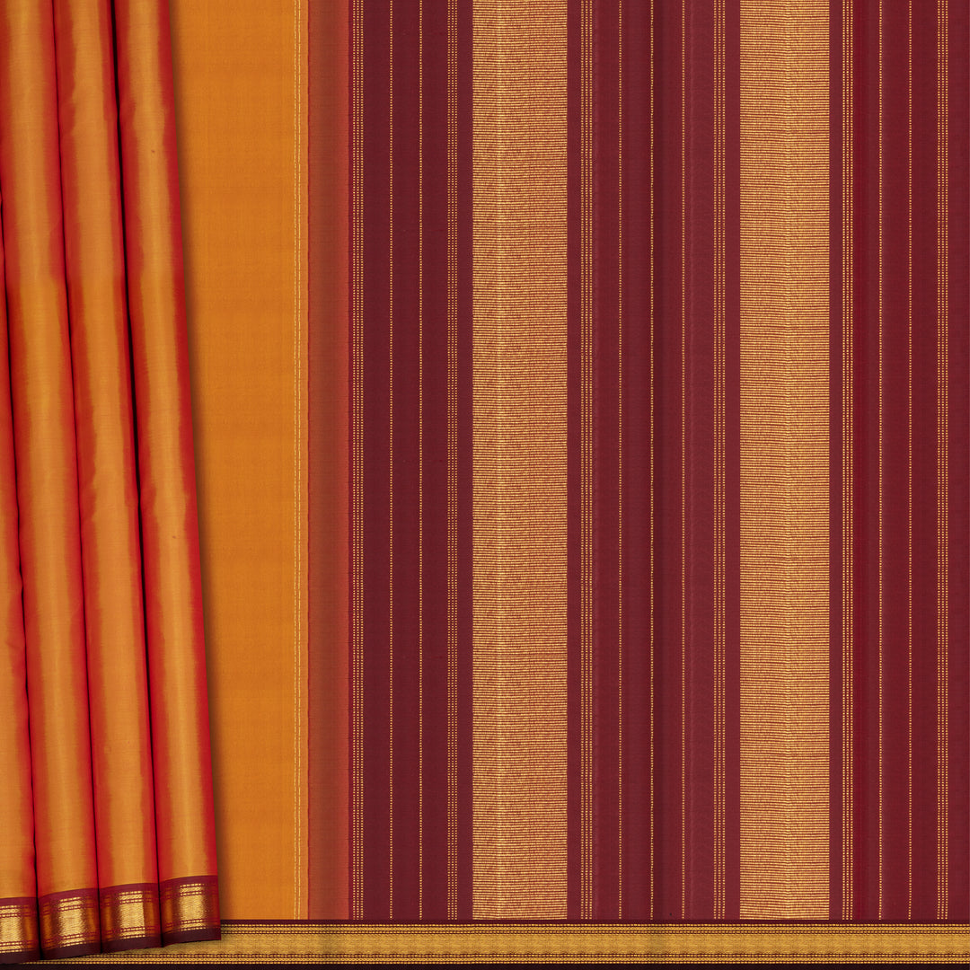 pleats/body of Handwoven  Kanjivaram Silk Saree 