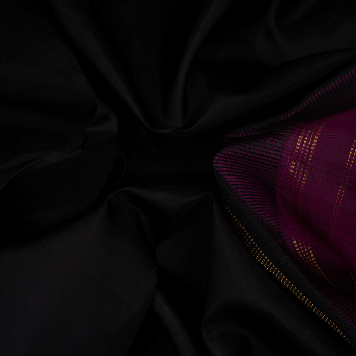 Handwoven Black with Magenta Kanjivaram Silk Saree - 2766T013034DSC