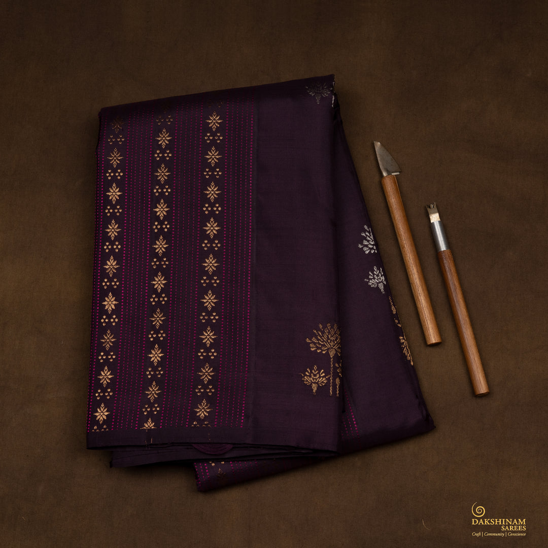 Handwoven Borderless Purple Kanjivaram Silk Saree - 2732T013063DSC