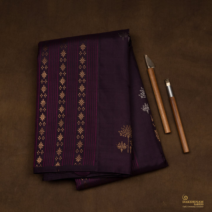 Handwoven Borderless Purple Kanjivaram Silk Saree - 2732T013063DSC