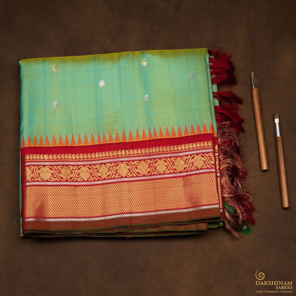folded Handwoven Gadwal Silk Saree 