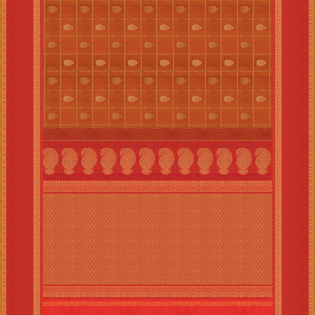 Pallu of Handwoven Gadwal Silk Saree 