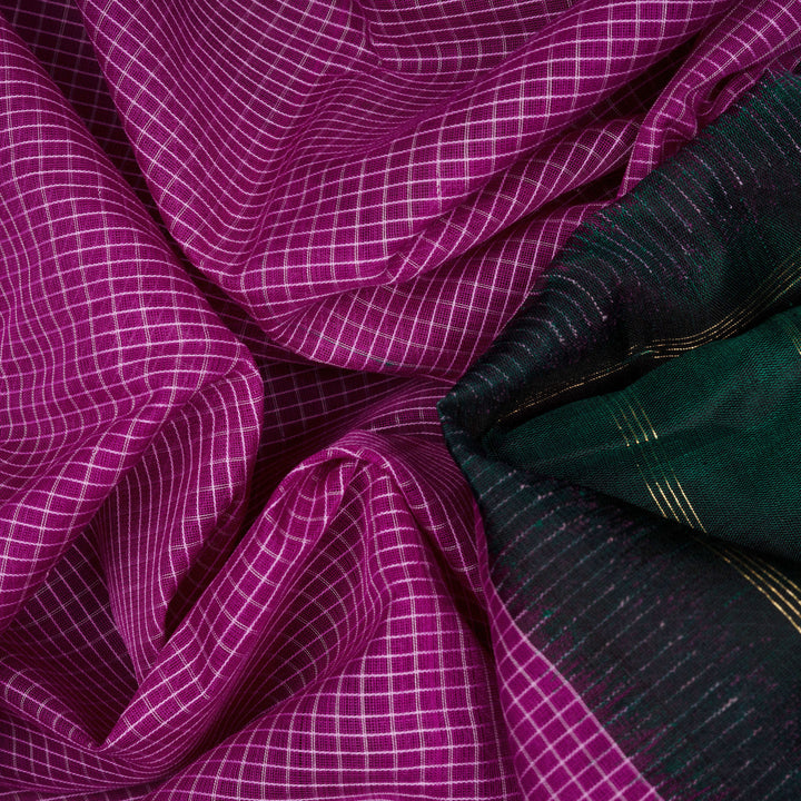 Closeup of Handwoven Gadwal Silk Cotton Saree