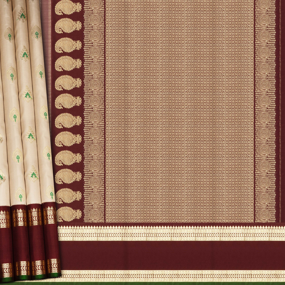 Pleats/body of Handwoven Gadwal Silk Saree