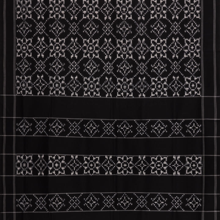 Pallu of Handwoven Ikat Cotton Saree 