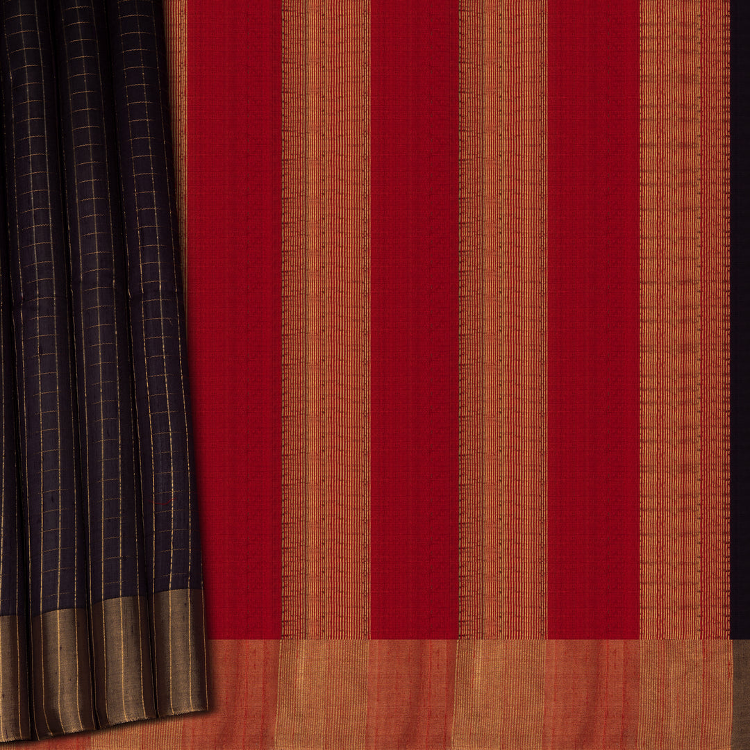 Pleats/body of Handwoven Dupion Soft Silk Saree