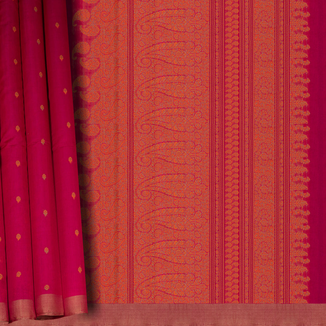 Pleats/body of Handwoven Pink Silk Cotton Saree 