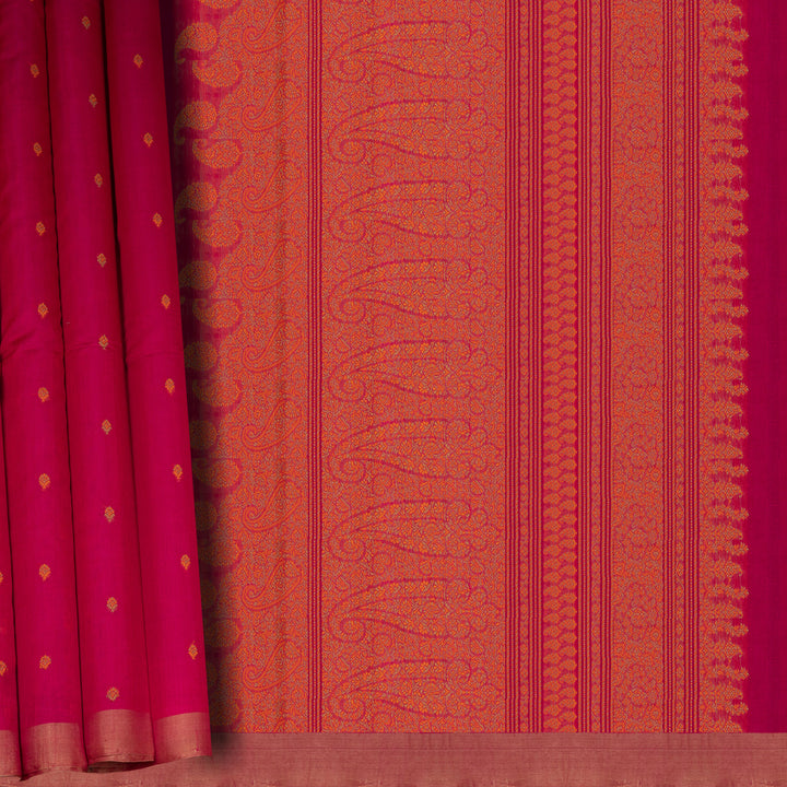 Pleats/body of Handwoven Pink Silk Cotton Saree 