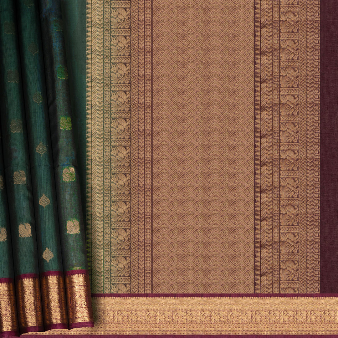 Pleats/body of Handwoven Silk Cotton Saree