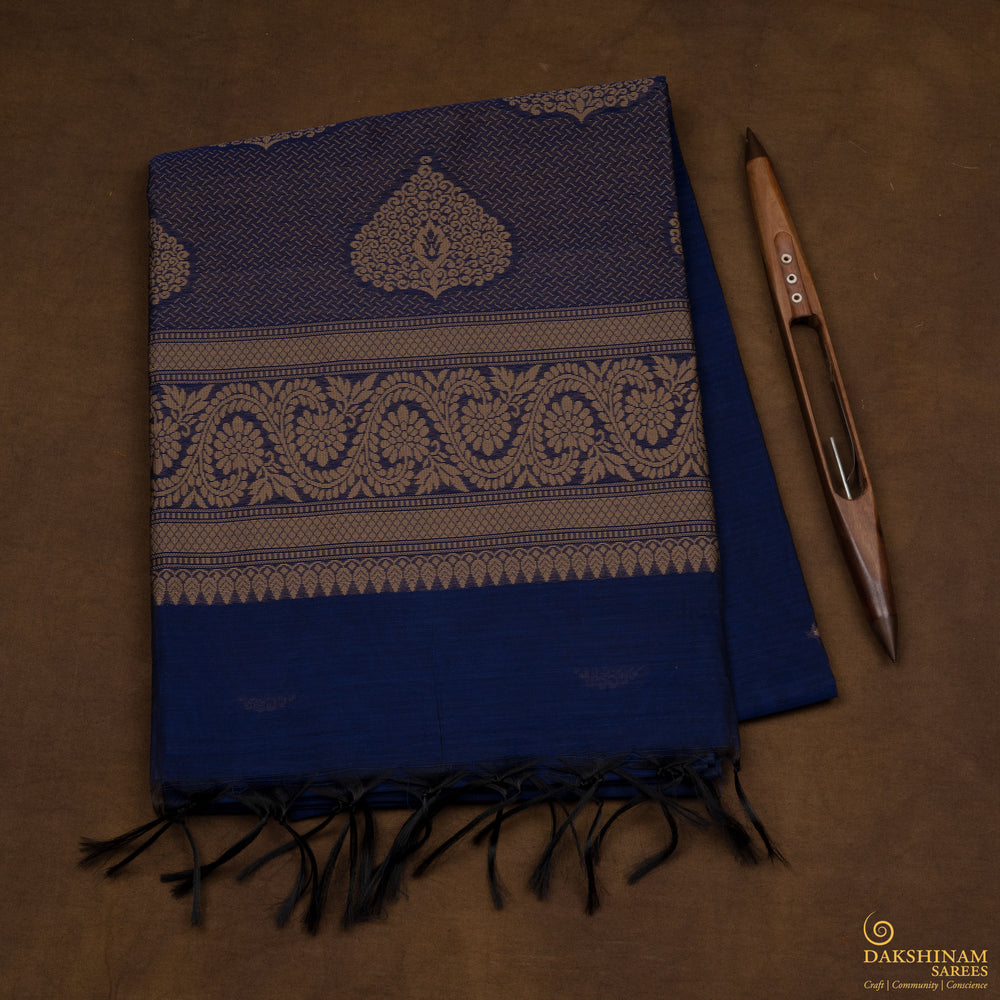 Folded Handwoven South Cotton Saree