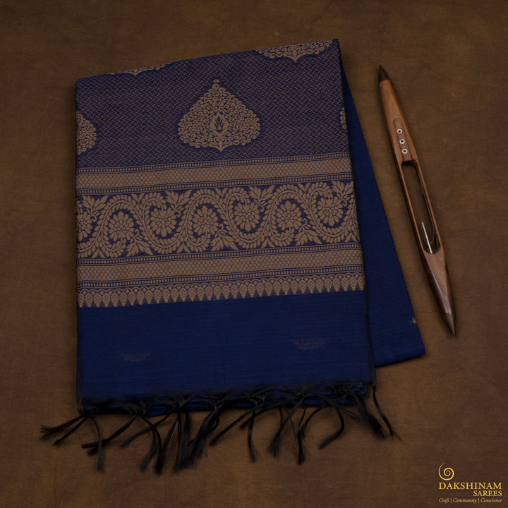 Folded Handwoven South Cotton Saree