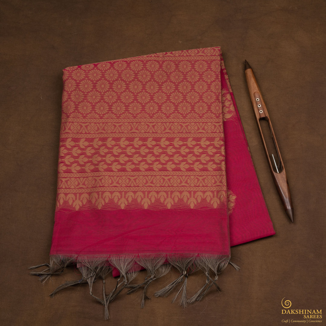 Folded Handwoven South Cotton Saree