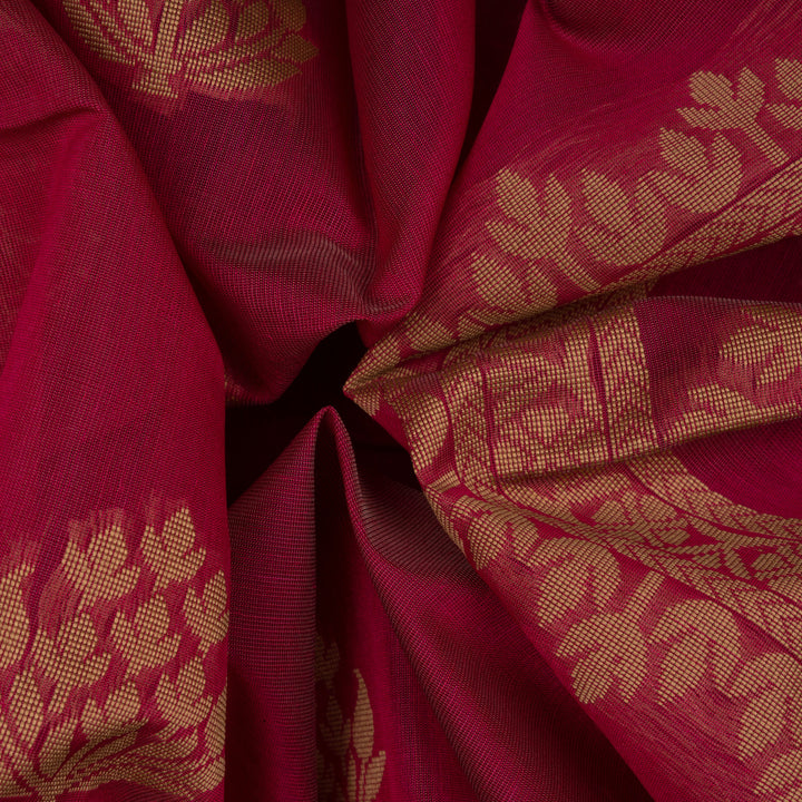 Closeup o Handwoven South Cotton Saree