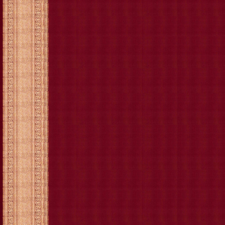 Blouse Closeup view of a Peach Kanjivaram silk saree with maroon korvai border.