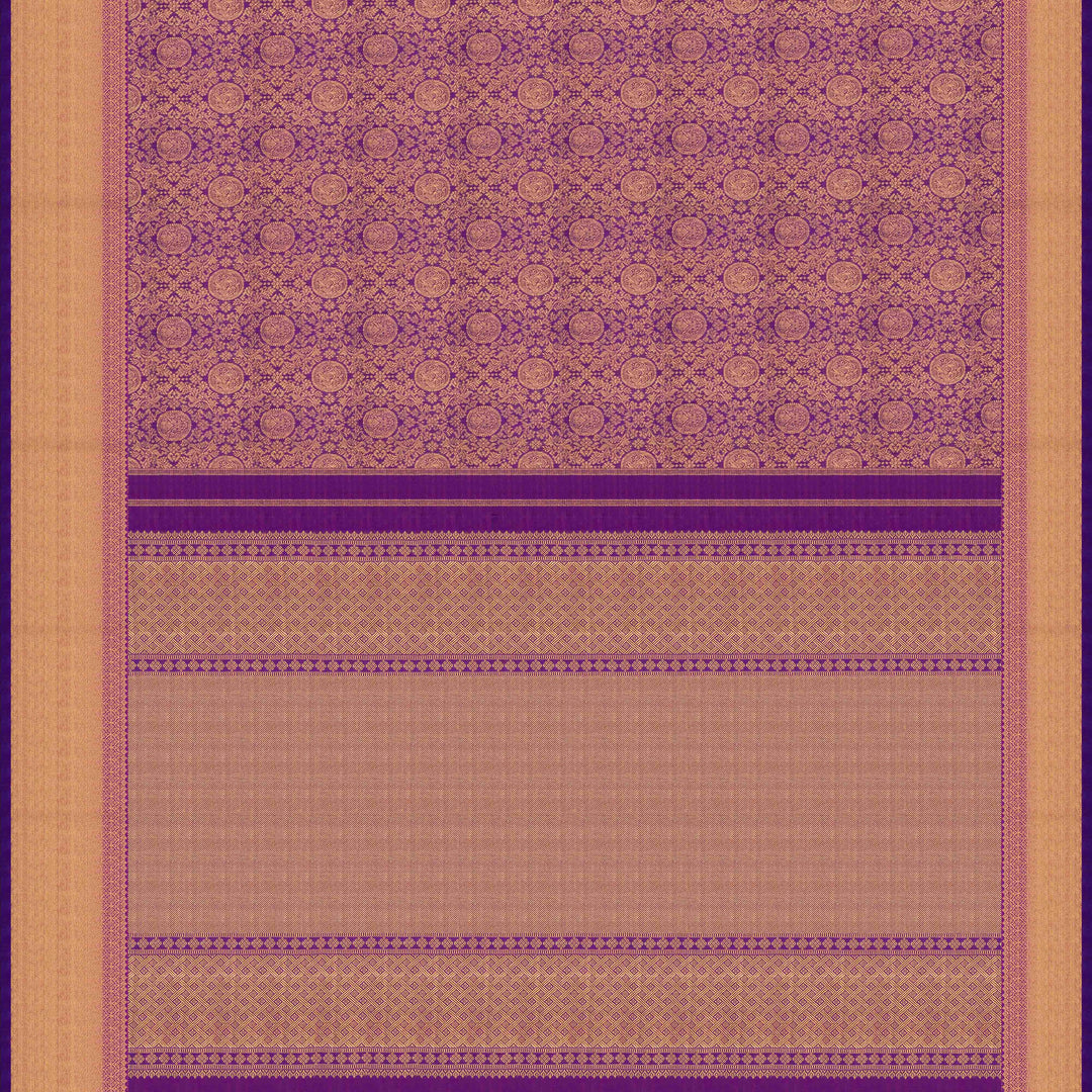 Pallu of Handwoven Kanjivaram silk Saree