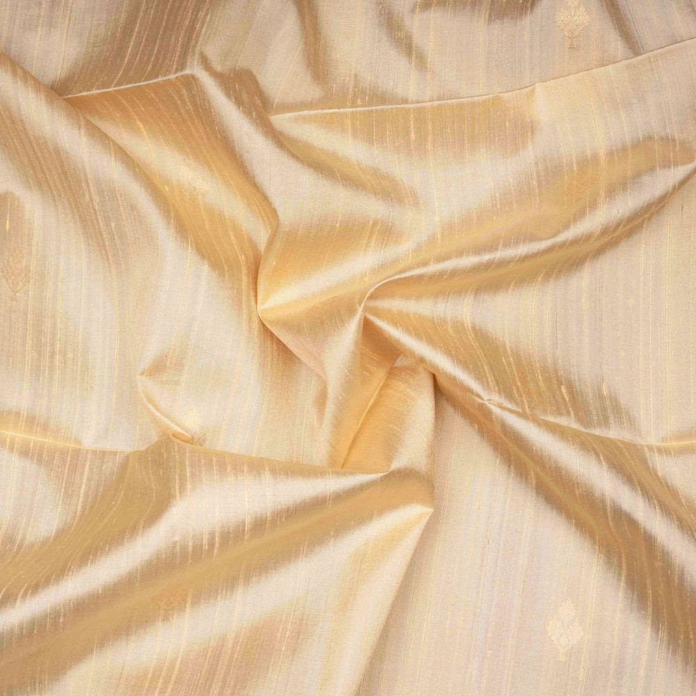 Closeup of  Handwoven Ikat Dupion Silk Saree