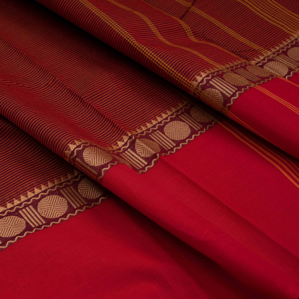 Closeup of Handwoven Chettinad Cotton Saree