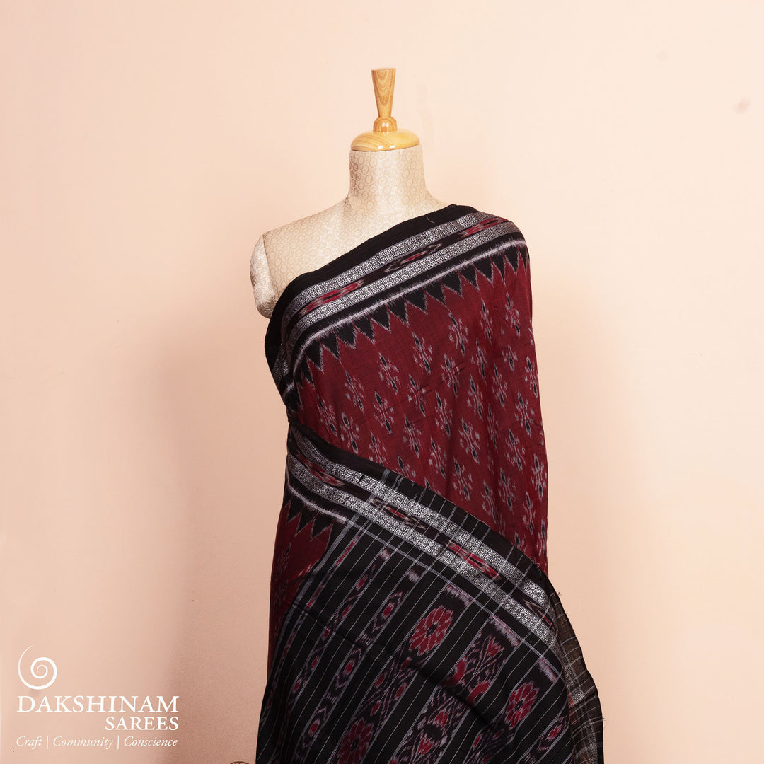Pleats/body of Handwoven maroon and black pallu ikkat cotton Saree