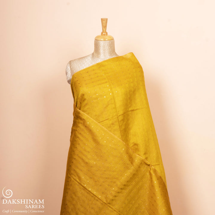 Pleats/body of Handwoven lime yellow matka silk Saree