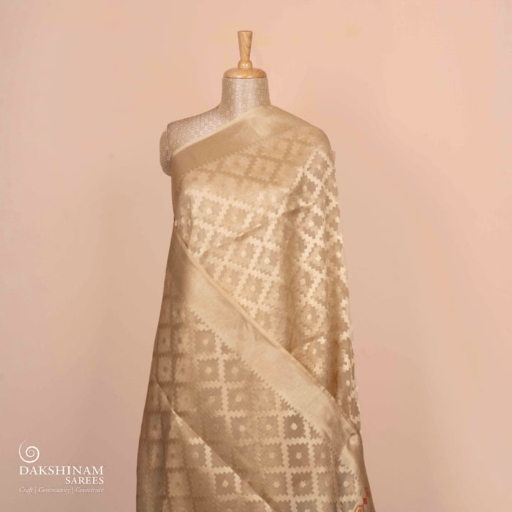 Handwoven off white kora silk Saree- 3115T015206DSC