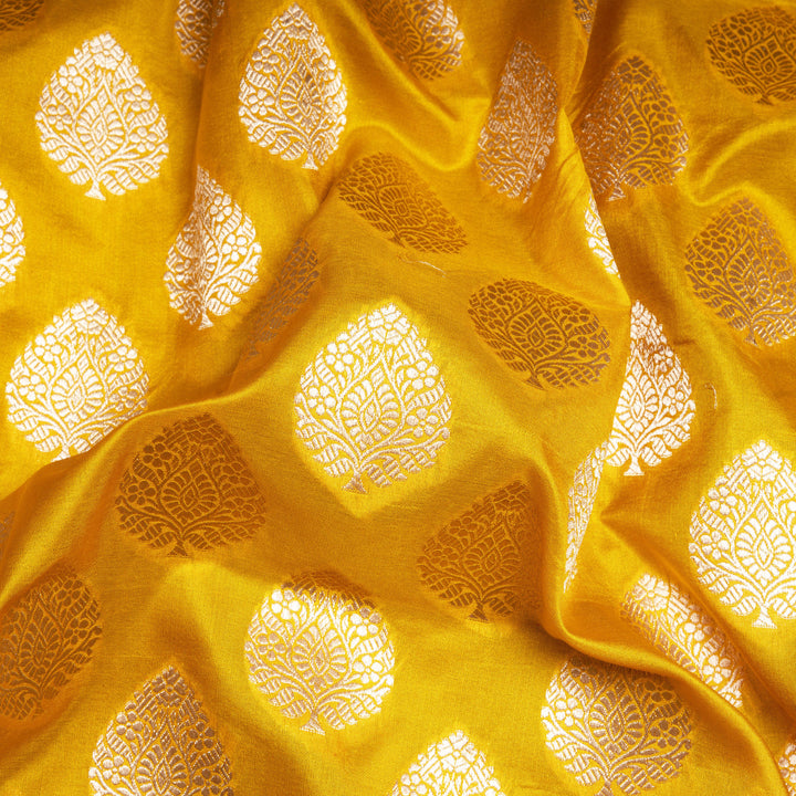 Closeup of Handwoven Yellow Banarasi Kattan silk Saree