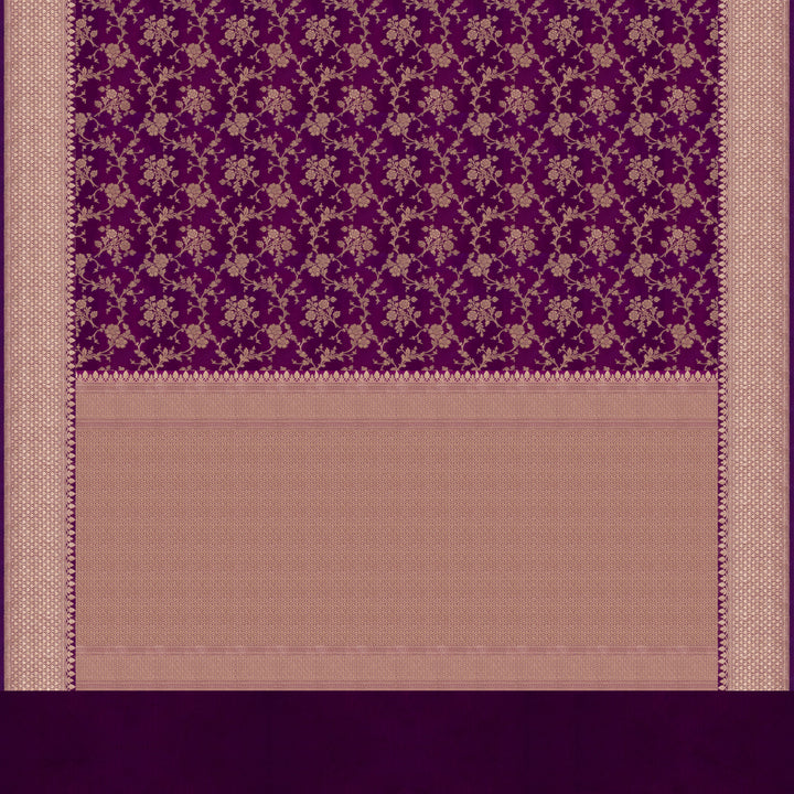 pallu of Handwoven Purple Banarasi Kattan silk Saree