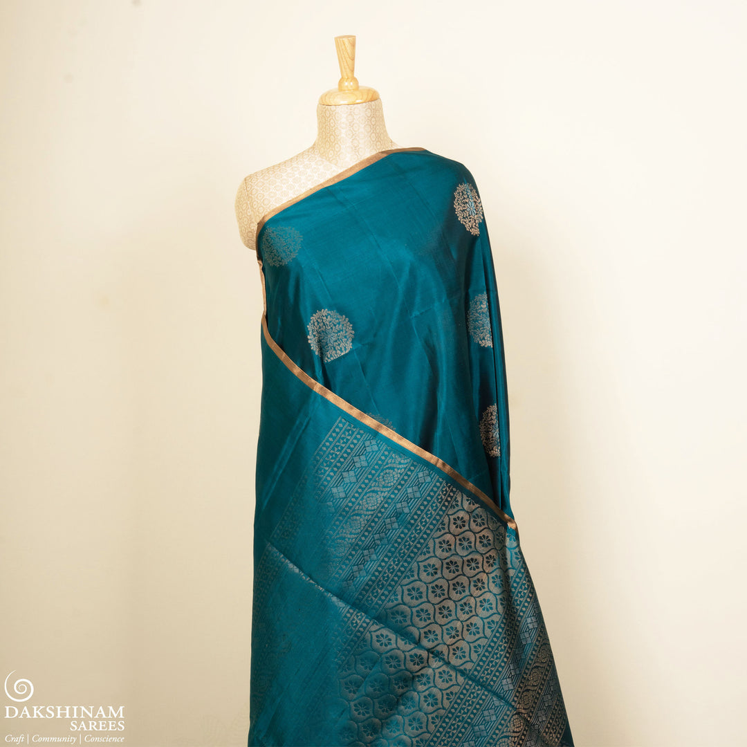 Pleats/body of Handwoven Peacock  Blue color Soft silk Saree