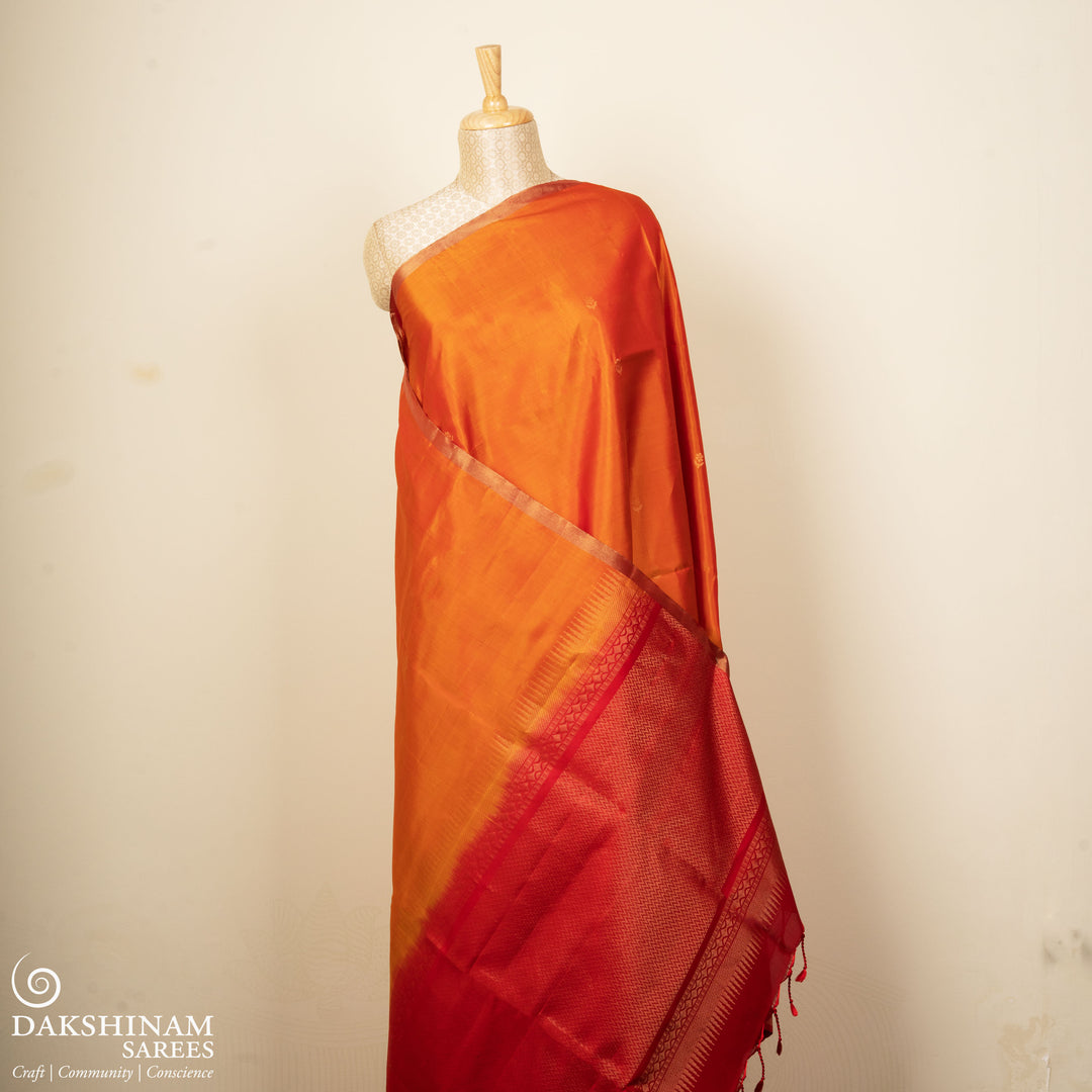 Pleats/bofy of Handwoven Orange with Red color Soft silk Saree