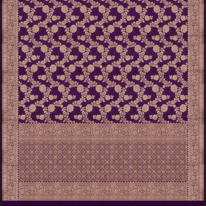 Pallu of Handwoven Purple color Banarasi silk Saree