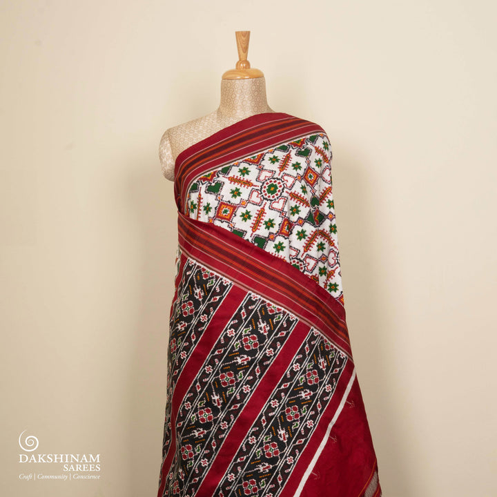Pleats/body of Handwoven Multicolor Double Ikat silk Saree