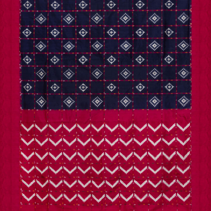 Pallu of Handwoven Navy Blue with Pink Double Ikat silk Saree