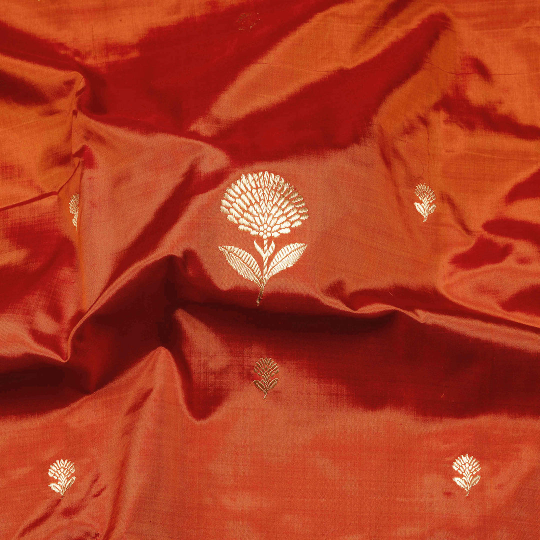 Closeup of Handwoven Orange color Mubarakpur Banarasi silk Saree