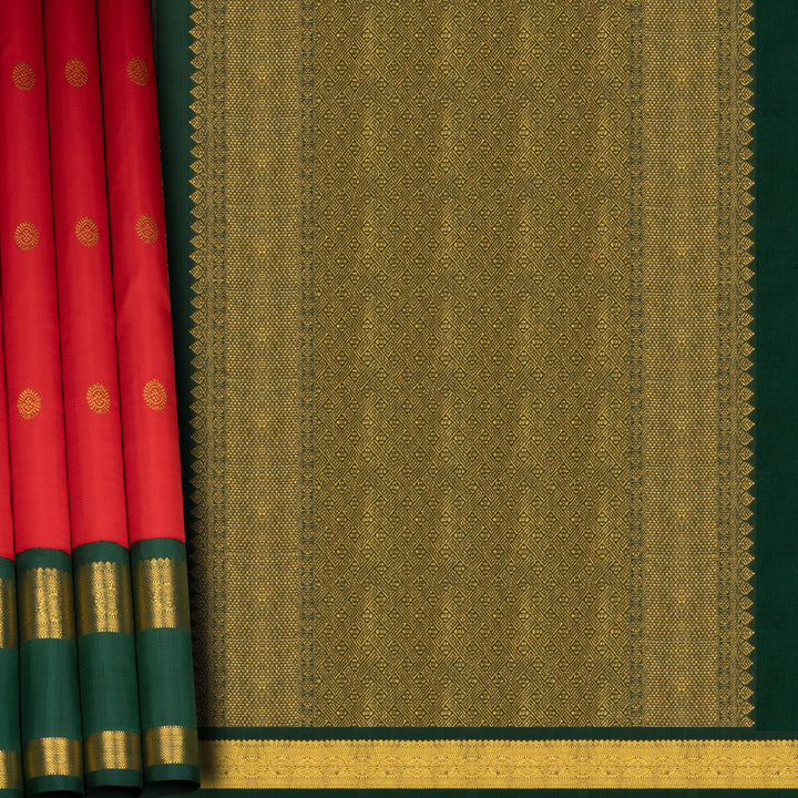 Body design of Handwoven Korvai Kanjivaram silk saree in Red and Green color