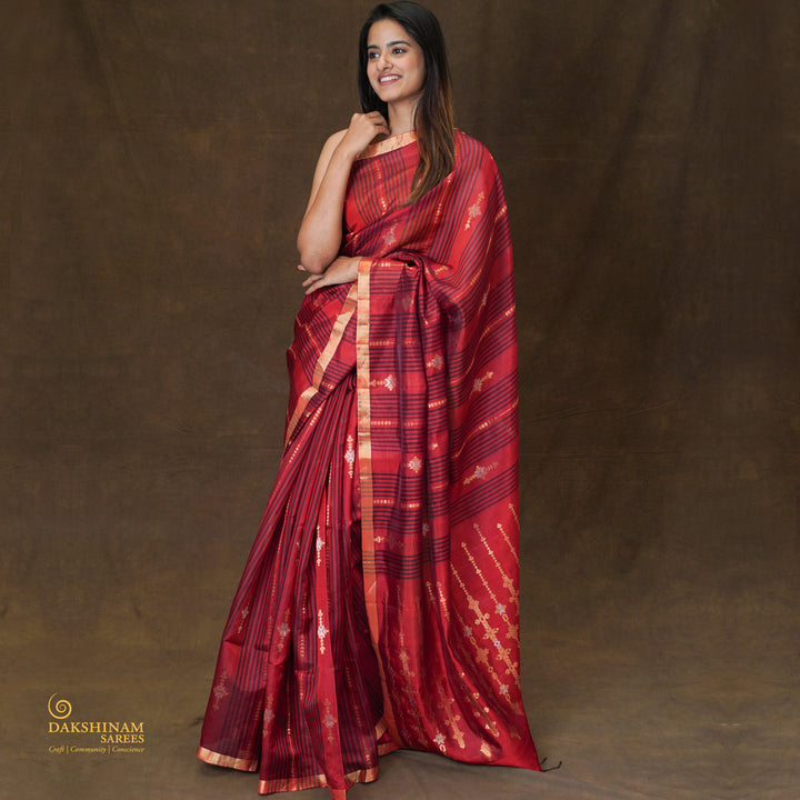 Handwoven Red and Maroon Kora Soft Silk Saree - 2585T012899DSC