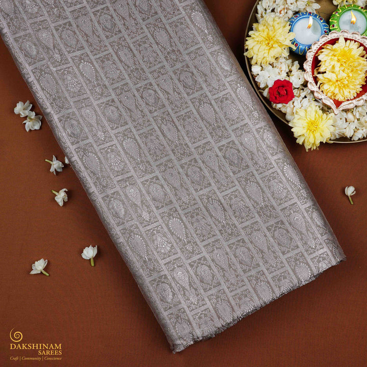 Handwoven Grey Banarasi Fabric - 40T006177DSC