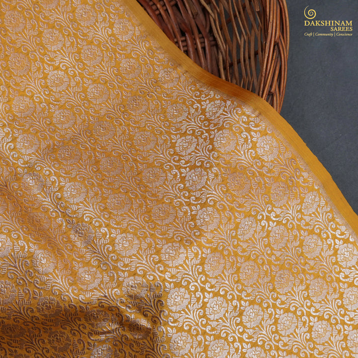 Handwoven Yellow Banarasi Fabric - 4T006184DSC