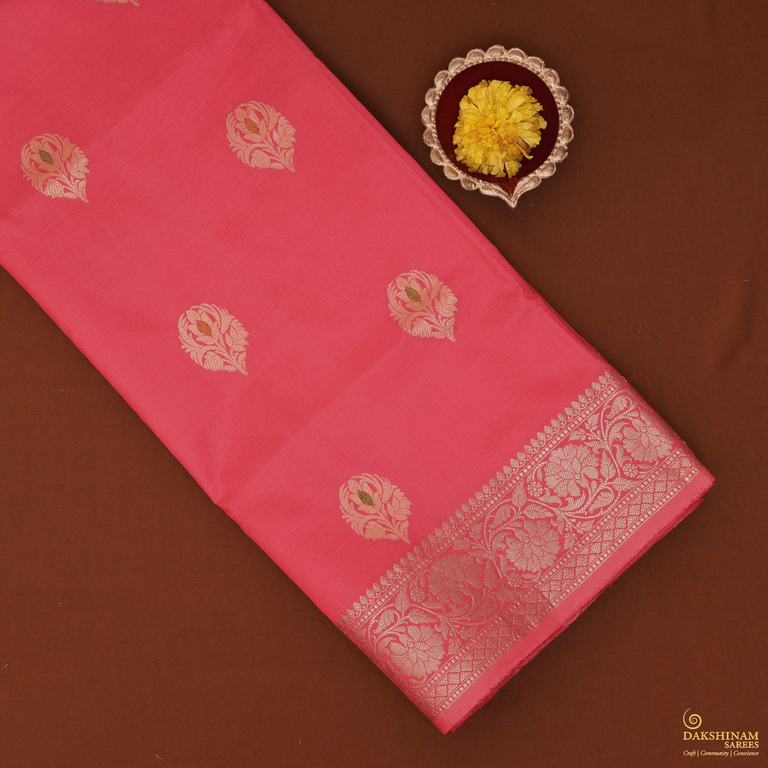 Handwoven Pink Banarasi Silk Saree - 2001N025049DSC