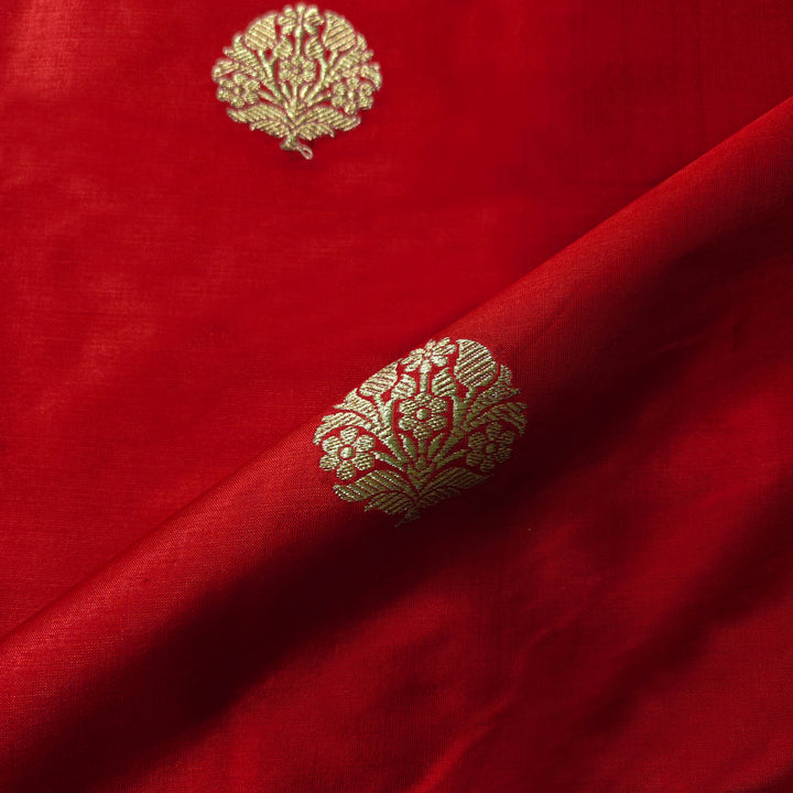 Handwoven Red Banarasi Fabric - 50T004465DSC
