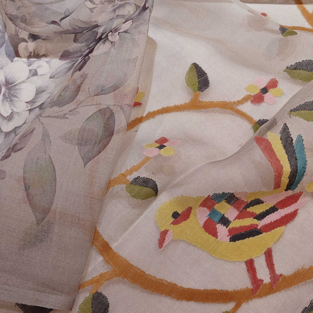 Closeup of Handwoven organza Silk Saree