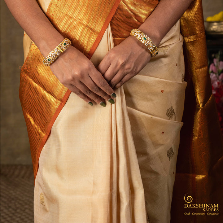 Beige Korvai Kanjivaram Silk Saree with Rust Orange Border 3537T017942DSC