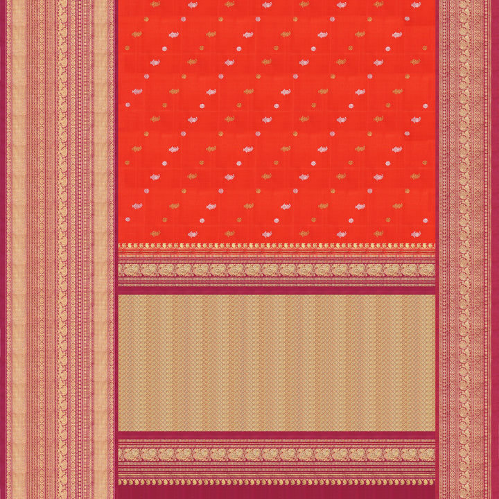 Handwoven Red with Magenta Twill weave Kanjivaram Silk Saree - 1672T007497DSC