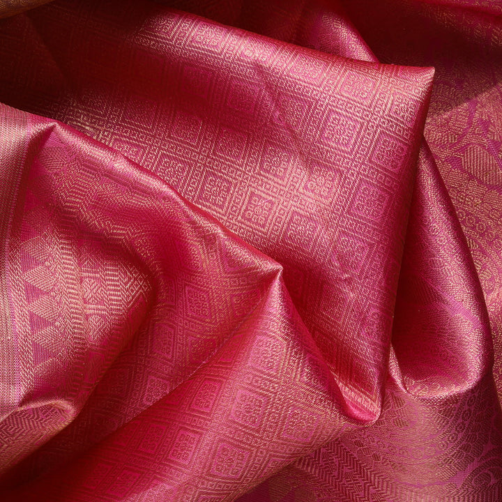 Handwoven Mauve with Pink Kanjivaram Silk Saree - 9T001367DSC - Fabric View